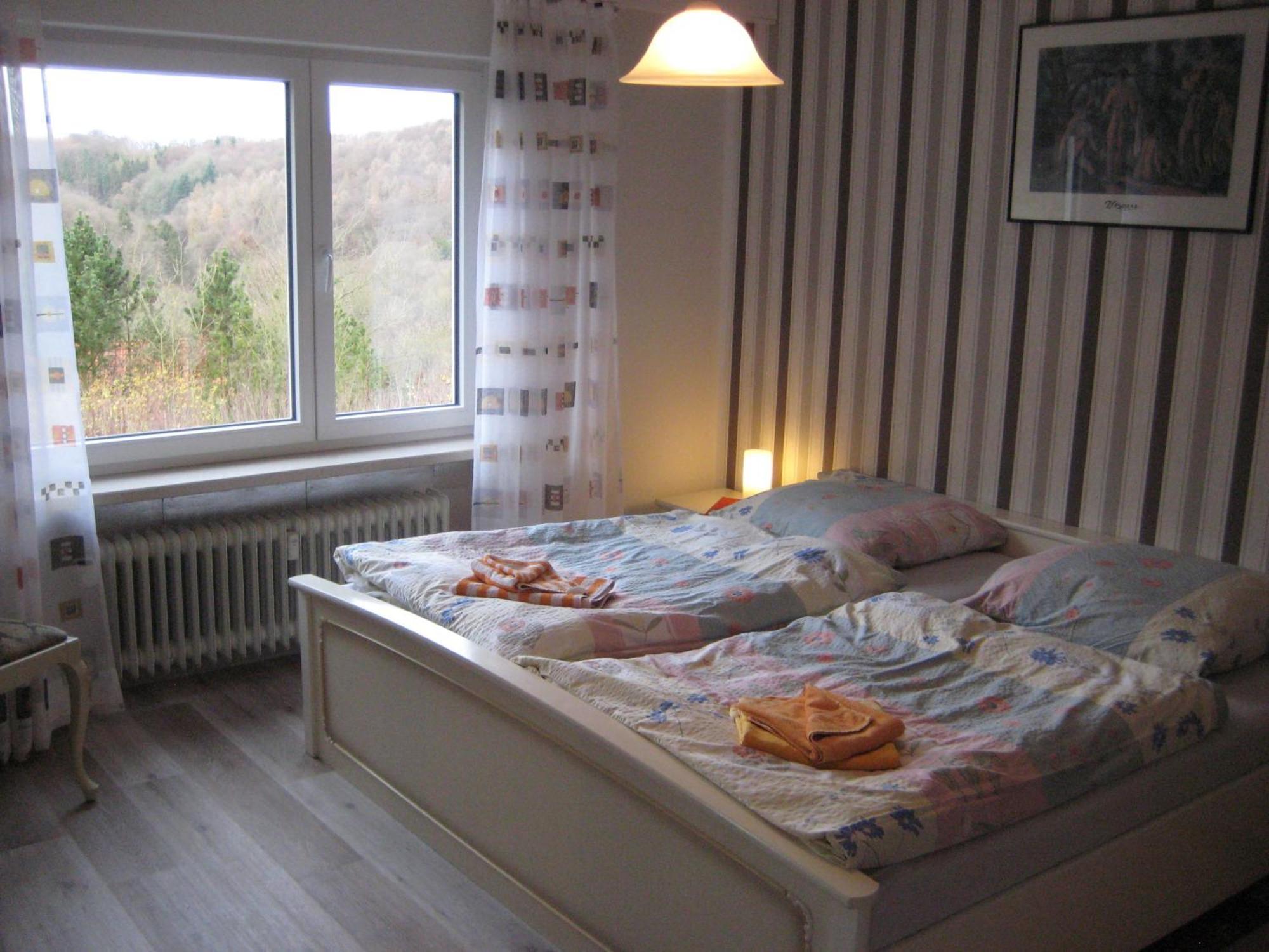 Schlossberg Ferienwohnung Waldeck  Bilik gambar